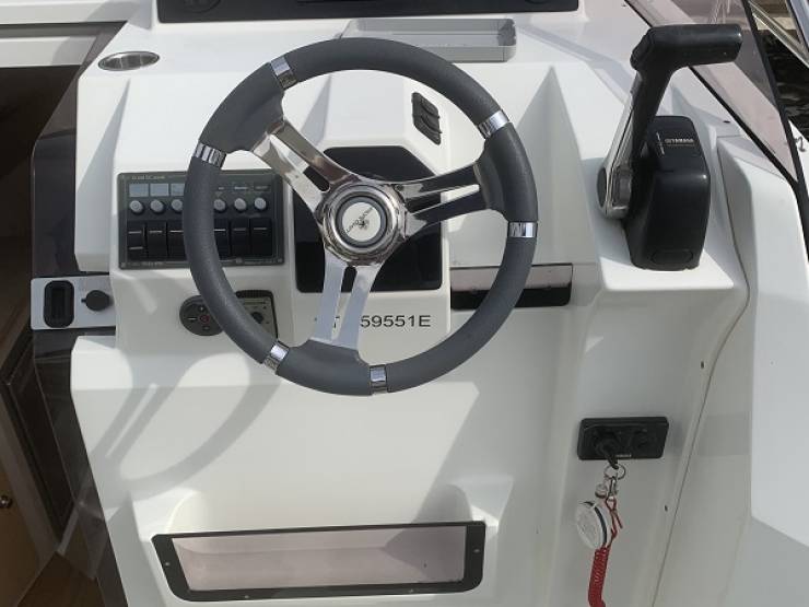 bateaux à vendre