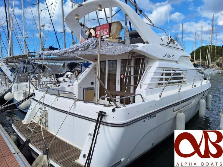 bateaux à vendre