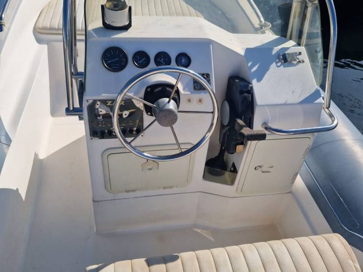 bateaux à vendre