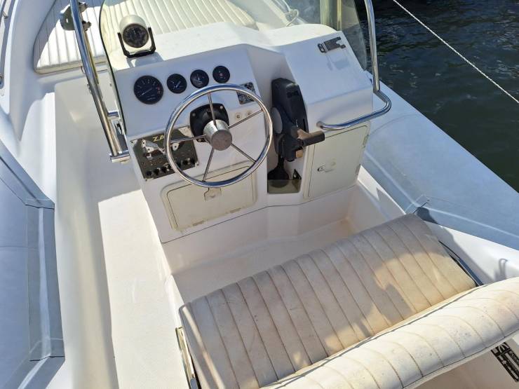 bateaux à vendre
