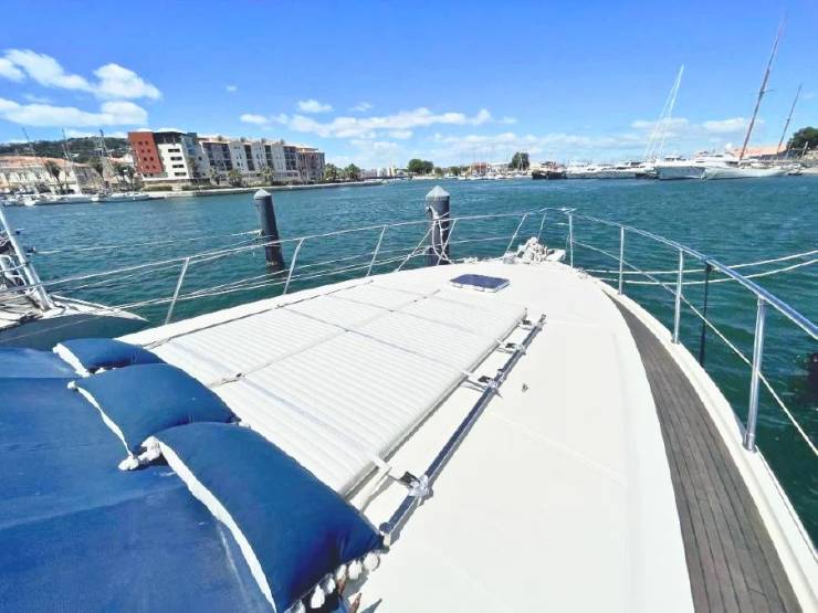 bateaux à vendre