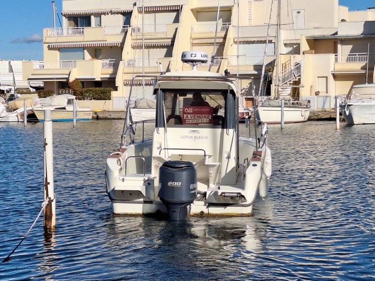 bateaux à vendre