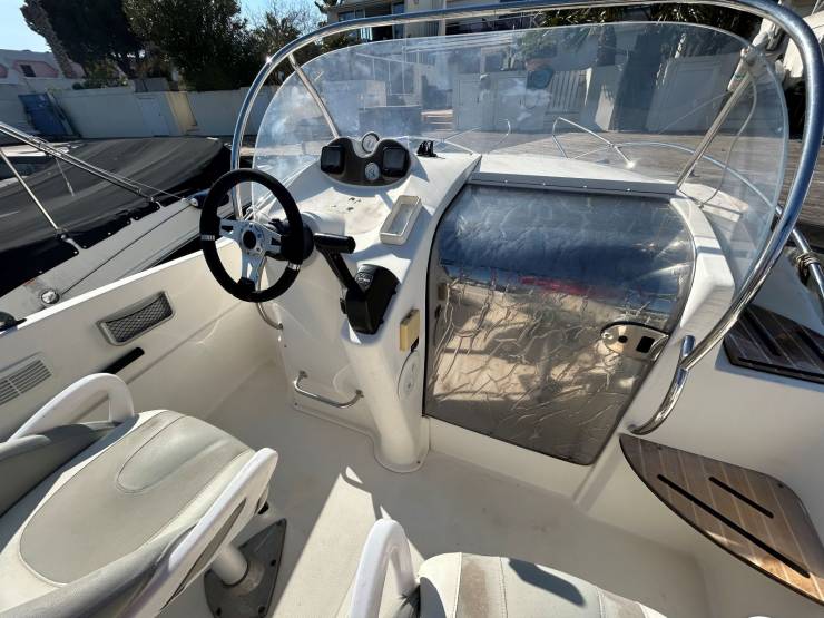 bateaux à vendre