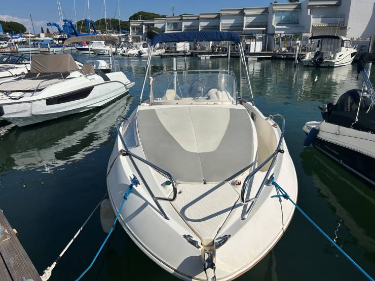 bateaux à vendre