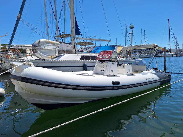 bateaux à vendre
