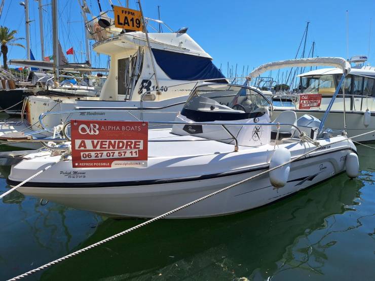 bateaux à vendre
