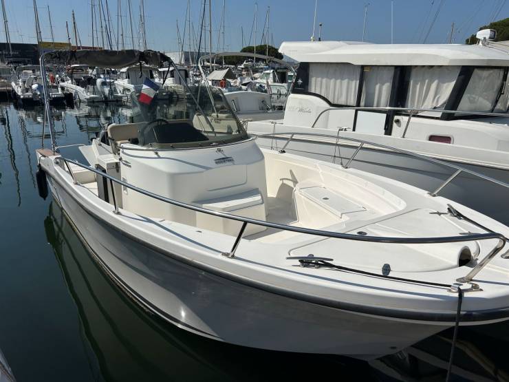 bateaux à vendre
