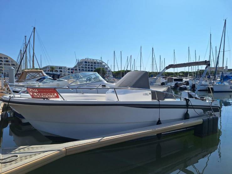 bateaux à vendre