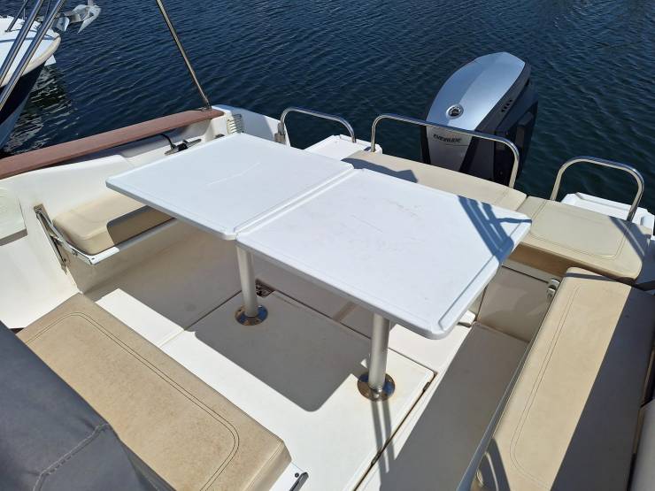 bateaux à vendre