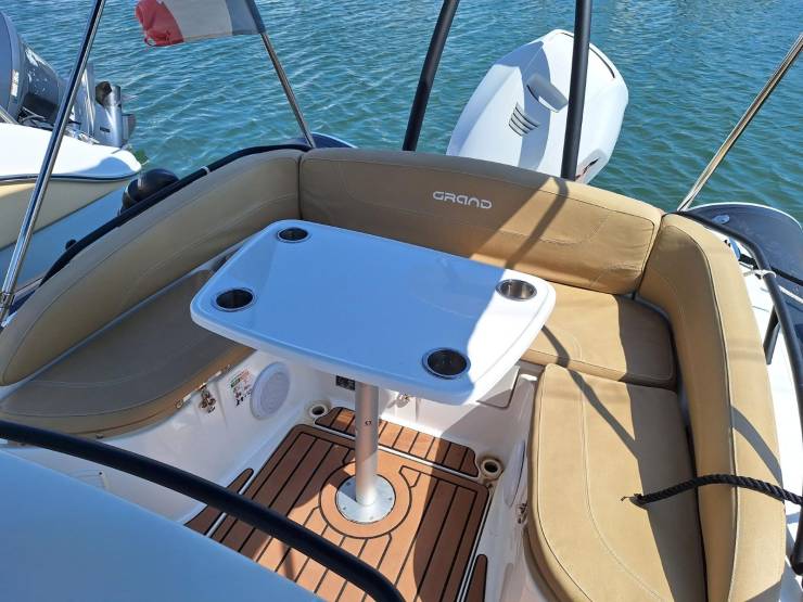 bateaux à vendre