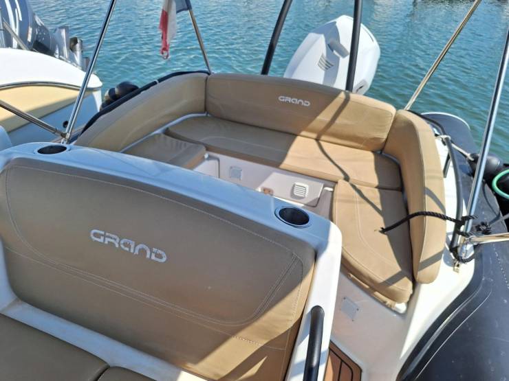 bateaux à vendre
