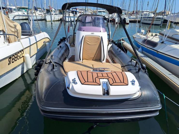 bateaux à vendre