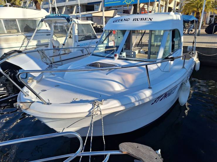 bateaux à vendre