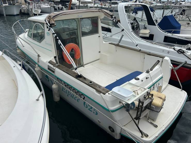 bateaux à vendre
