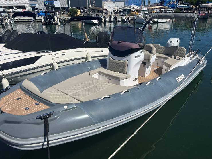 bateaux à vendre