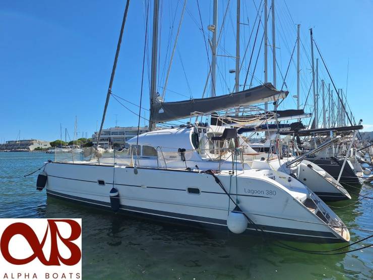 LAGOON - 380 à vendre