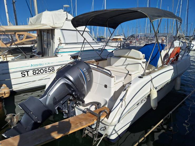 bateaux à vendre