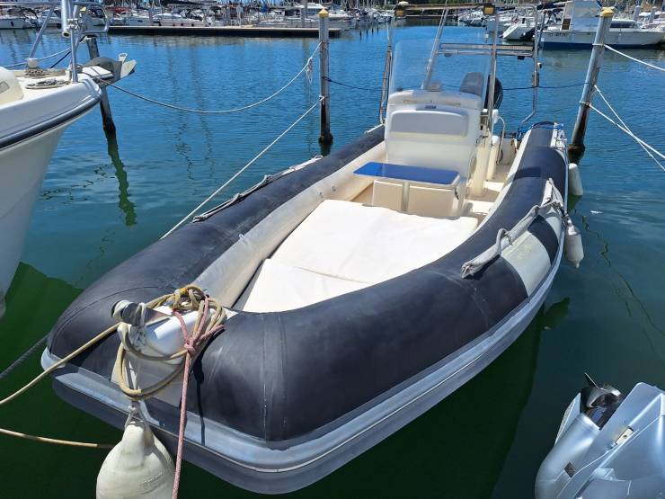 bateaux à vendre