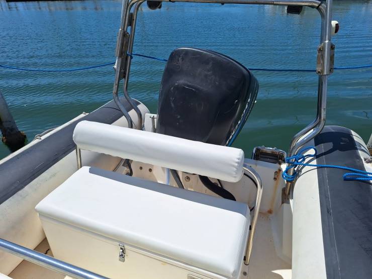 bateaux à vendre