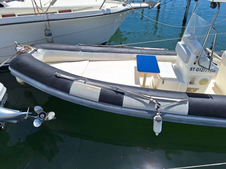 bateaux à vendre
