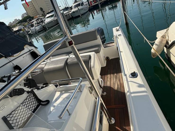 bateaux à vendre