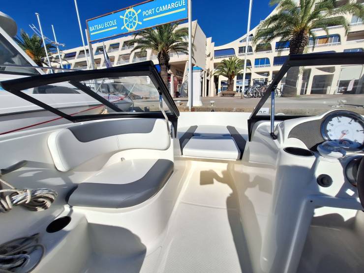 bateaux à vendre