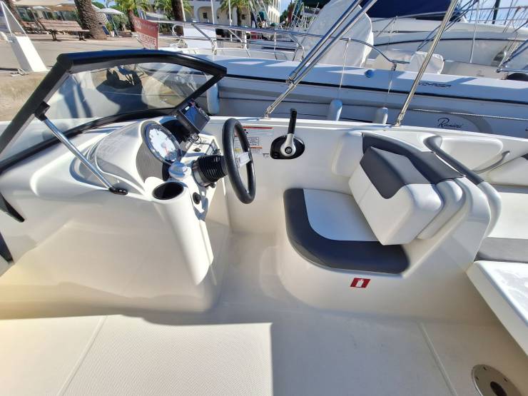 bateaux à vendre