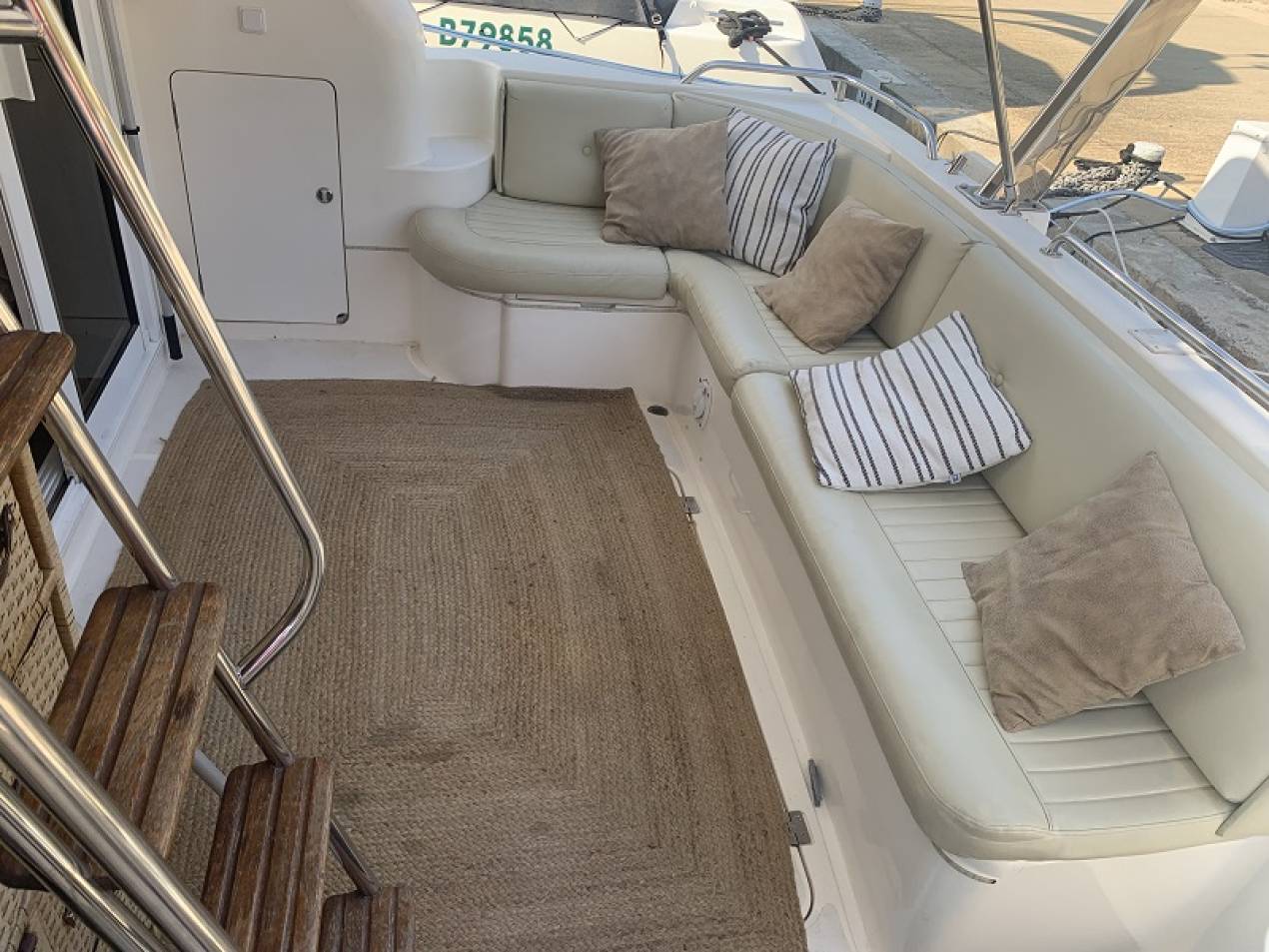 PRINCESS - 360 à vendre