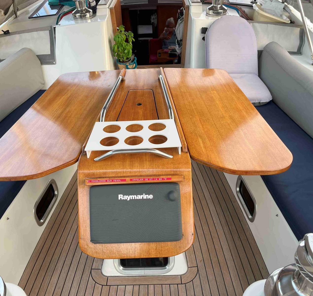 WAUQUIEZ - PILOT SALOON 47 à vendre