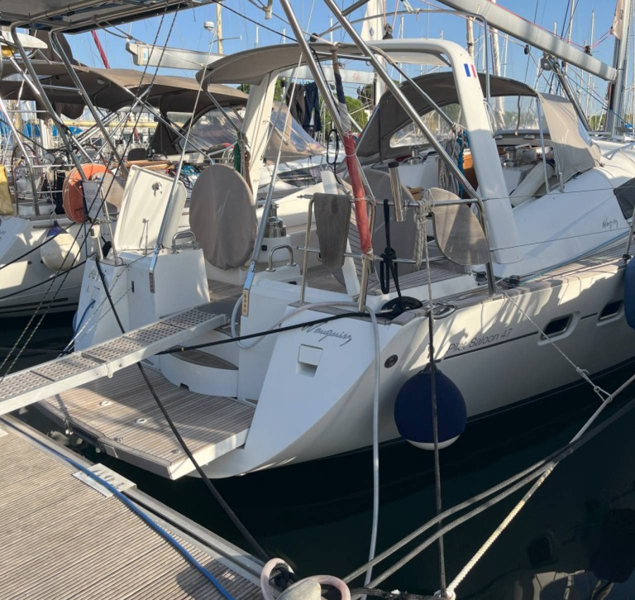 WAUQUIEZ - PILOT SALOON 47 à vendre