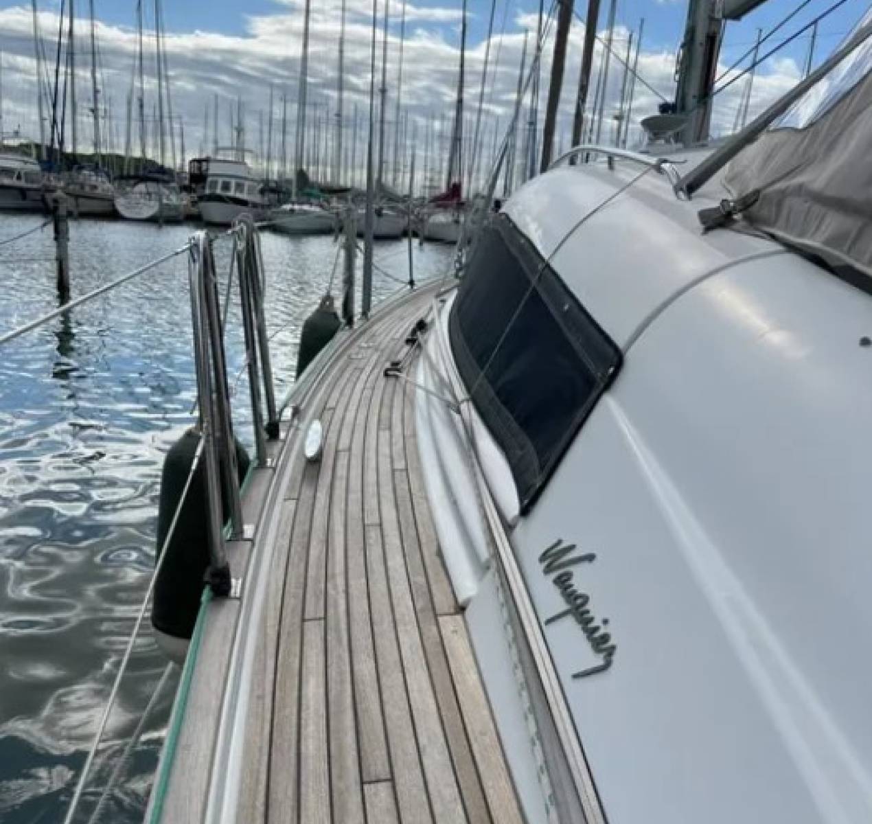 WAUQUIEZ - PILOT SALOON 47 à vendre