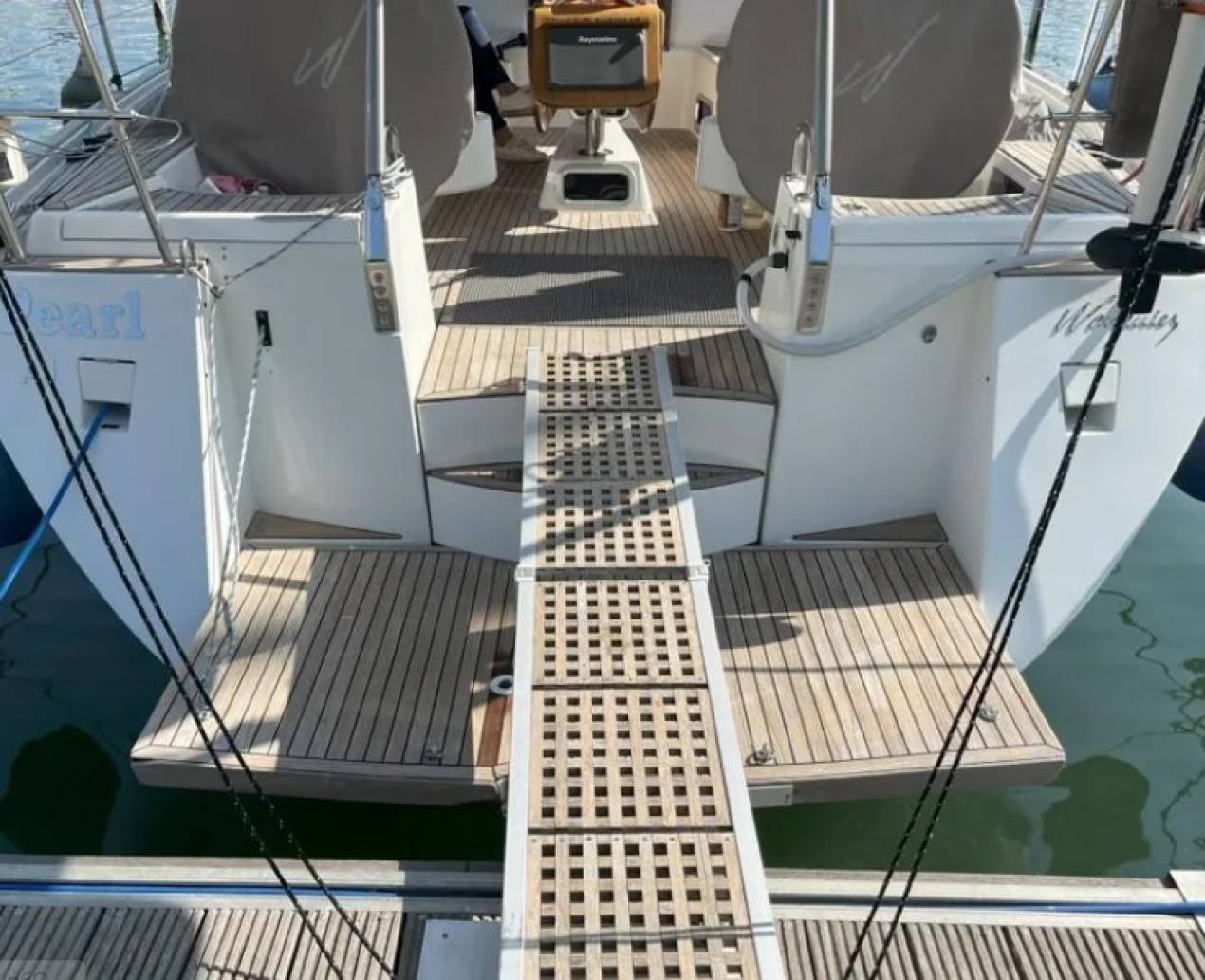 WAUQUIEZ - PILOT SALOON 47 à vendre