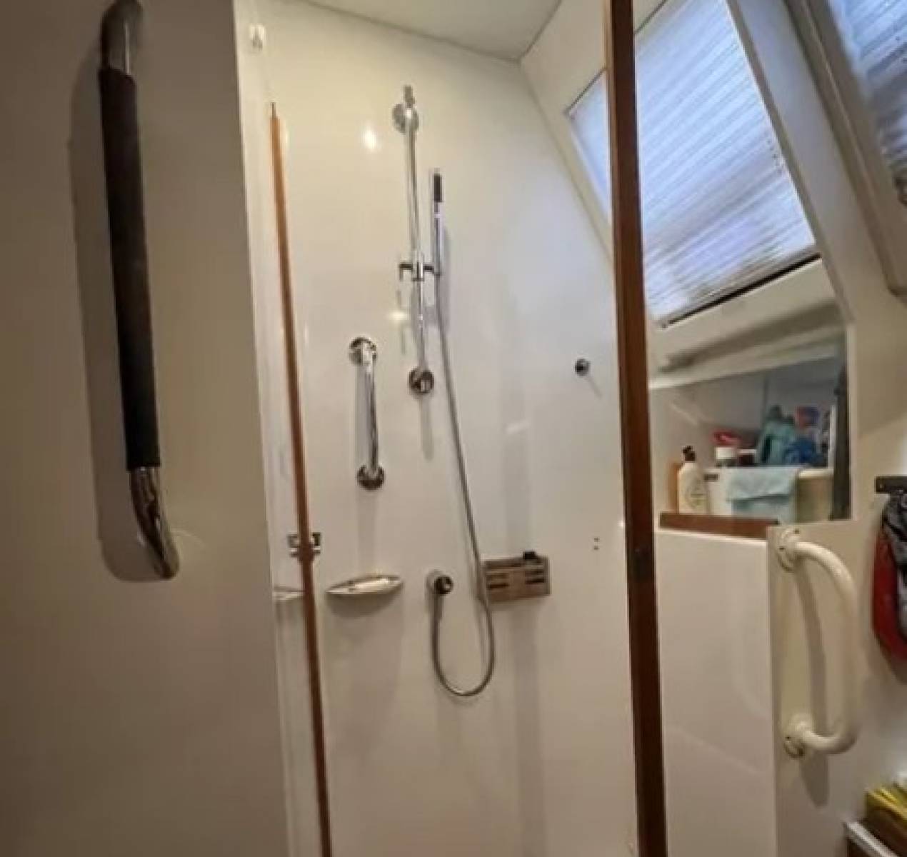 WAUQUIEZ - PILOT SALOON 47 à vendre