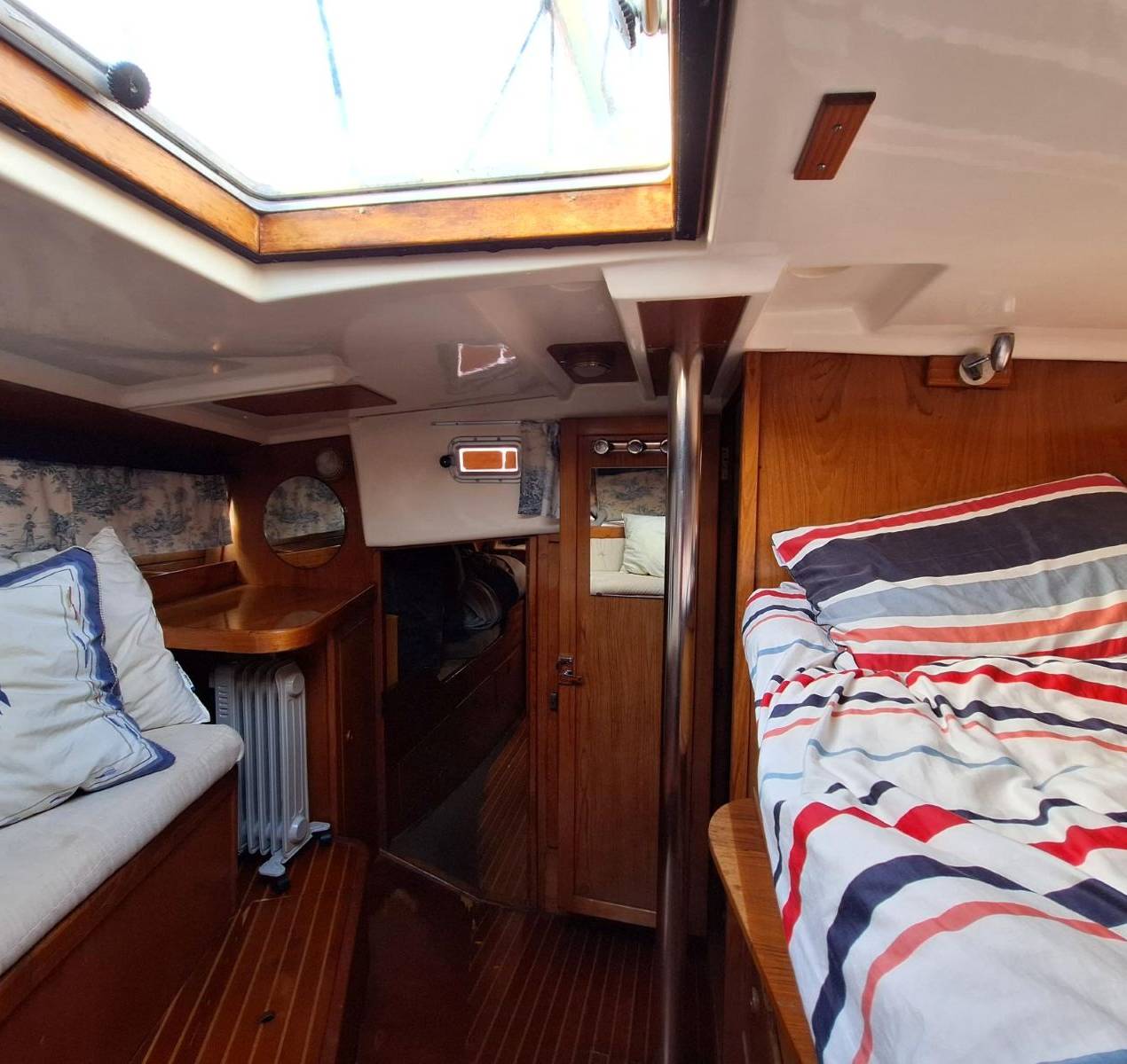 boat image