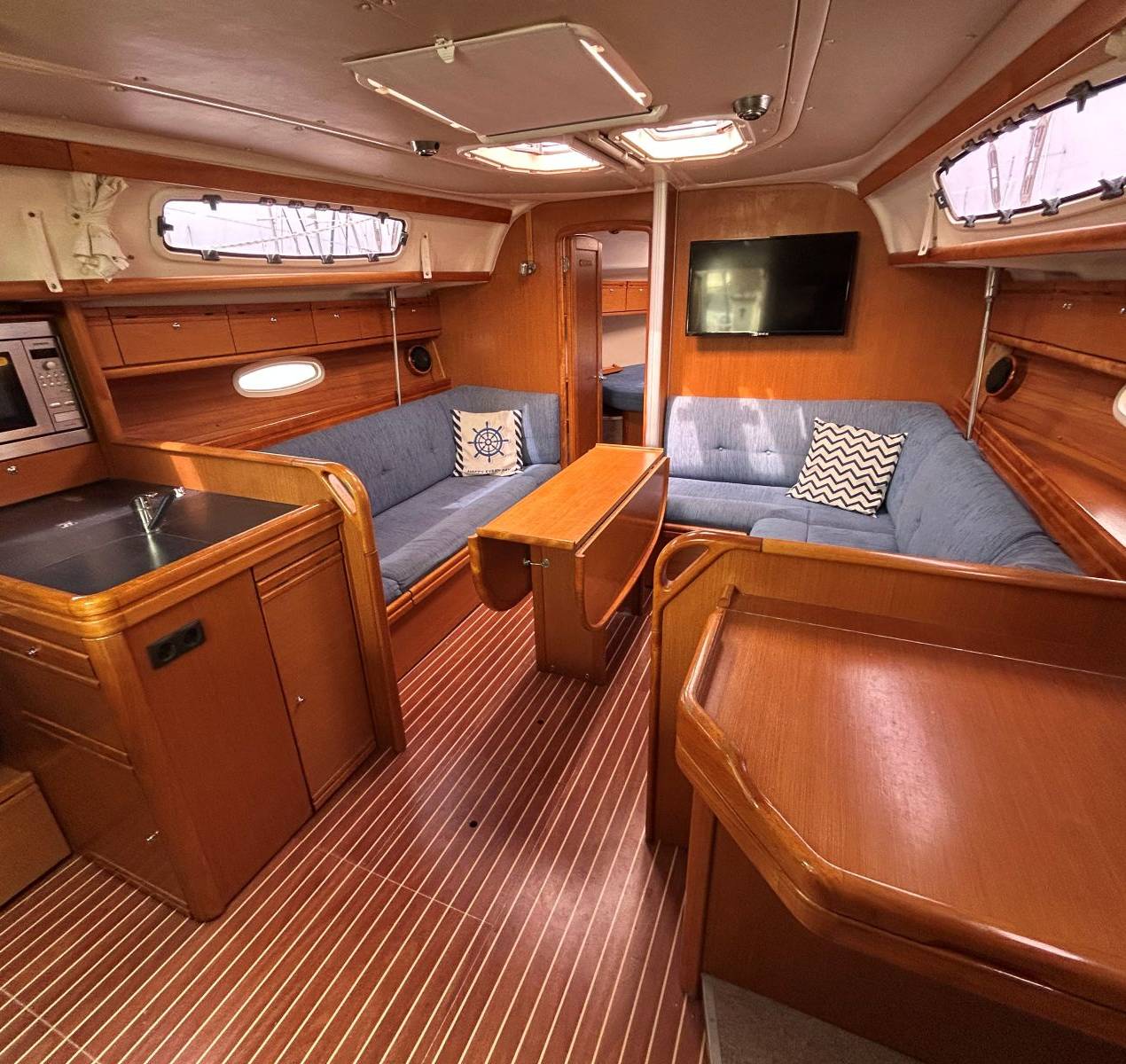 boat image