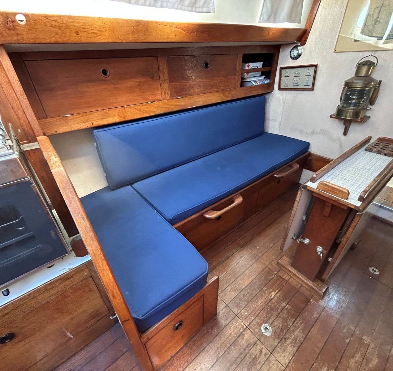 boat image