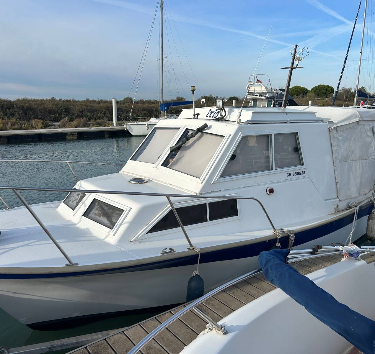 ULTRAMAR - BRISE LAME à vendre