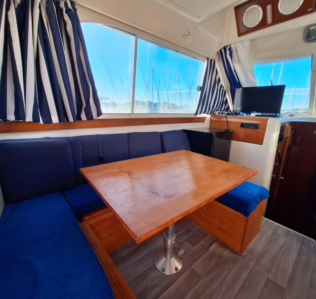 boat image