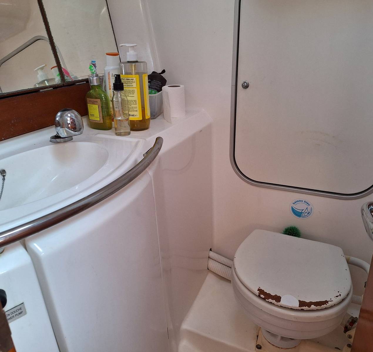 boat image