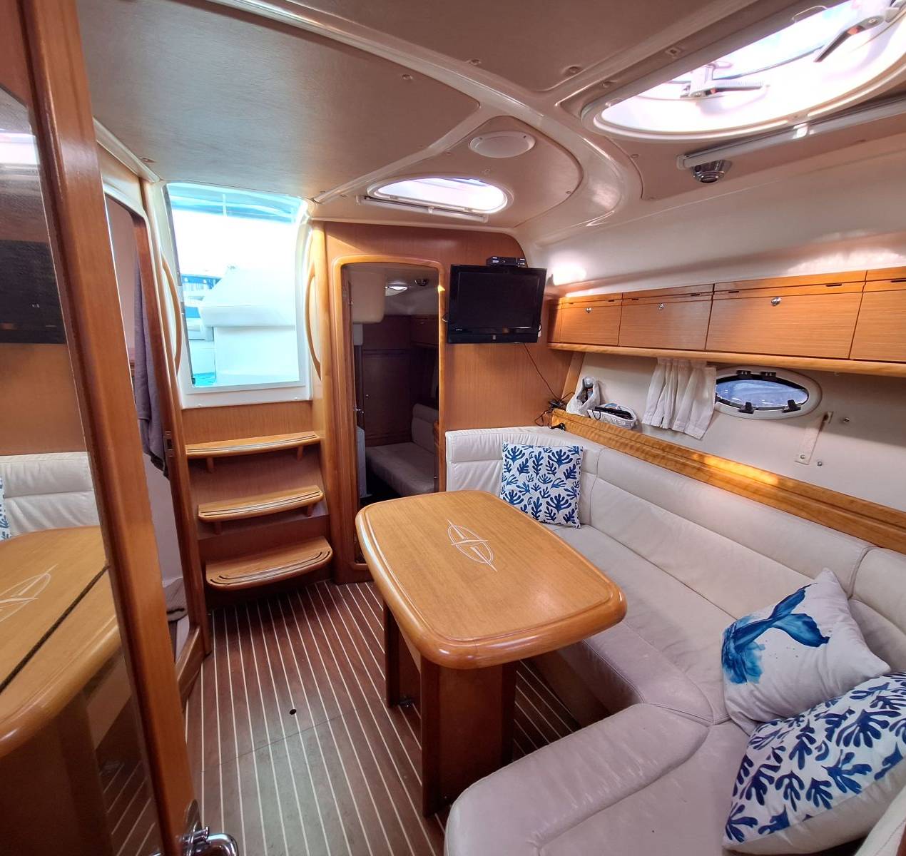 boat image
