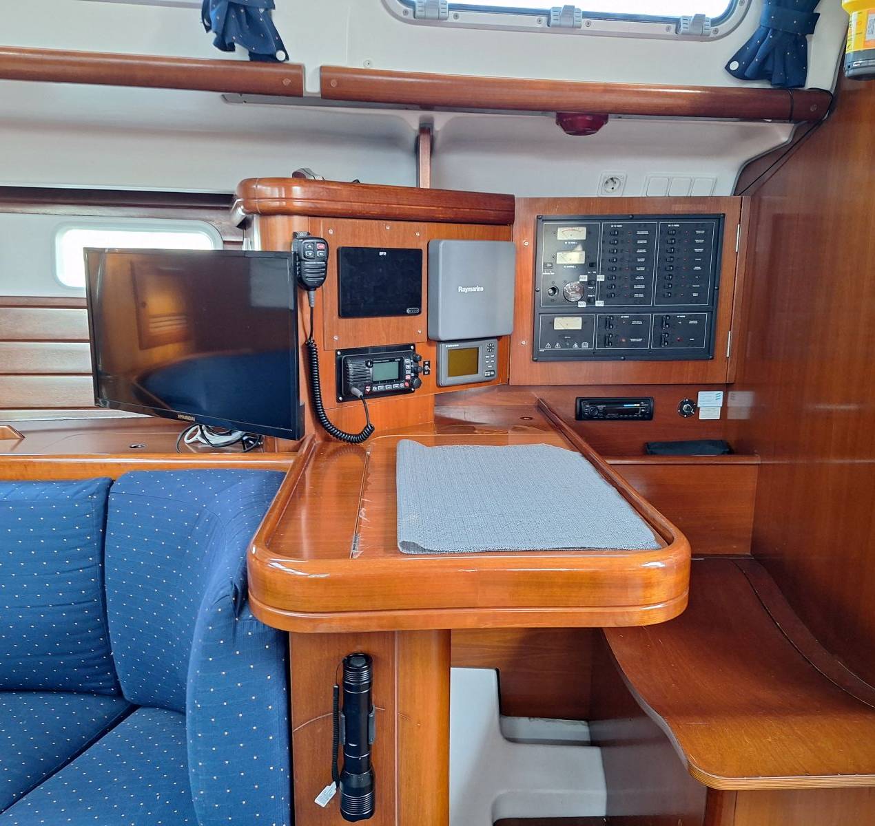 boat image