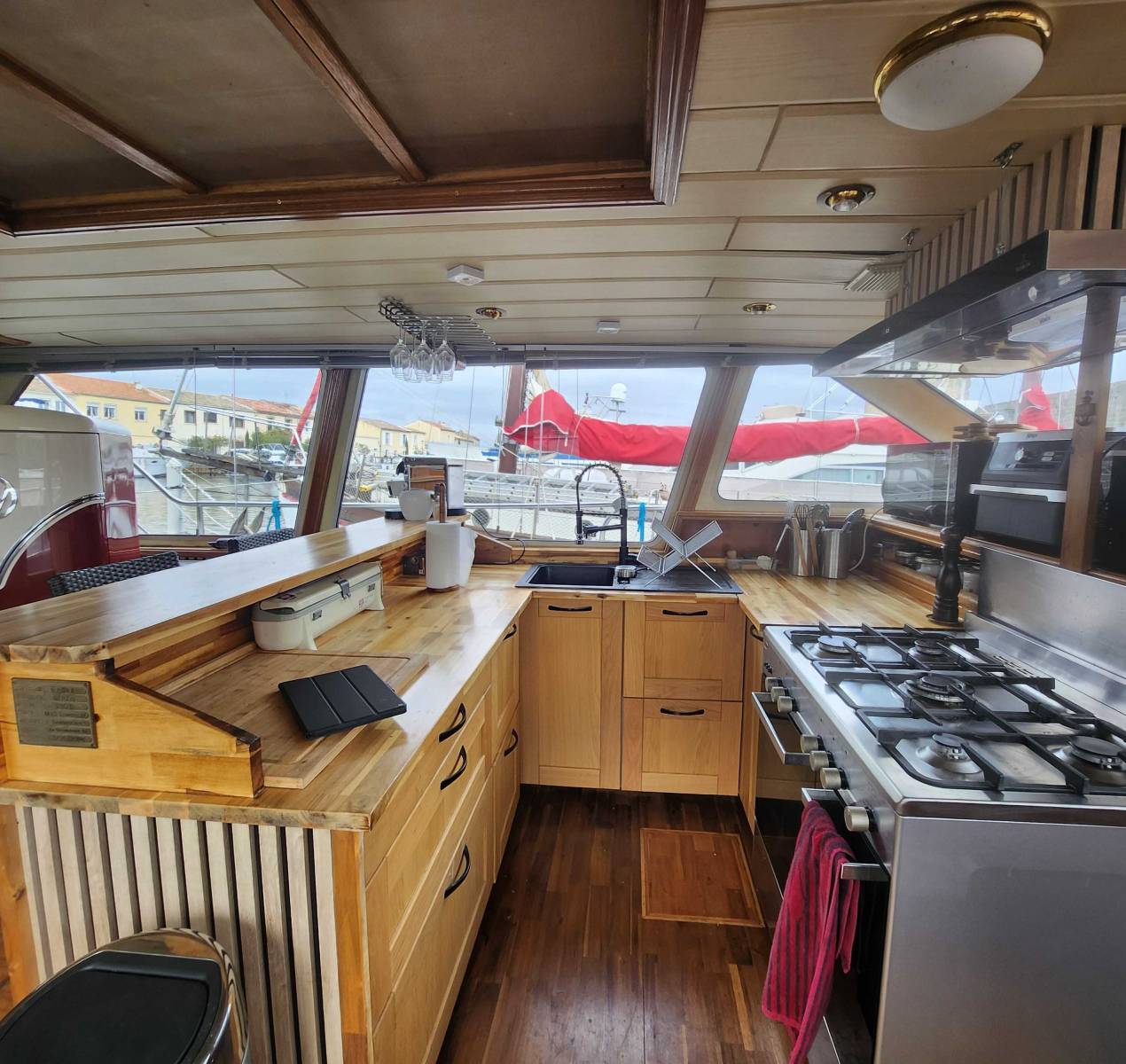 VEDETTE - HOLLANDAISE à vendre