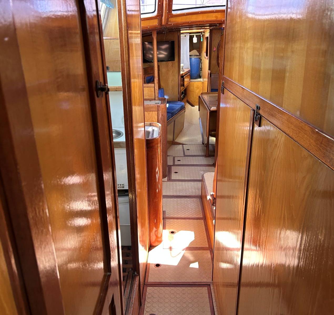 boat image