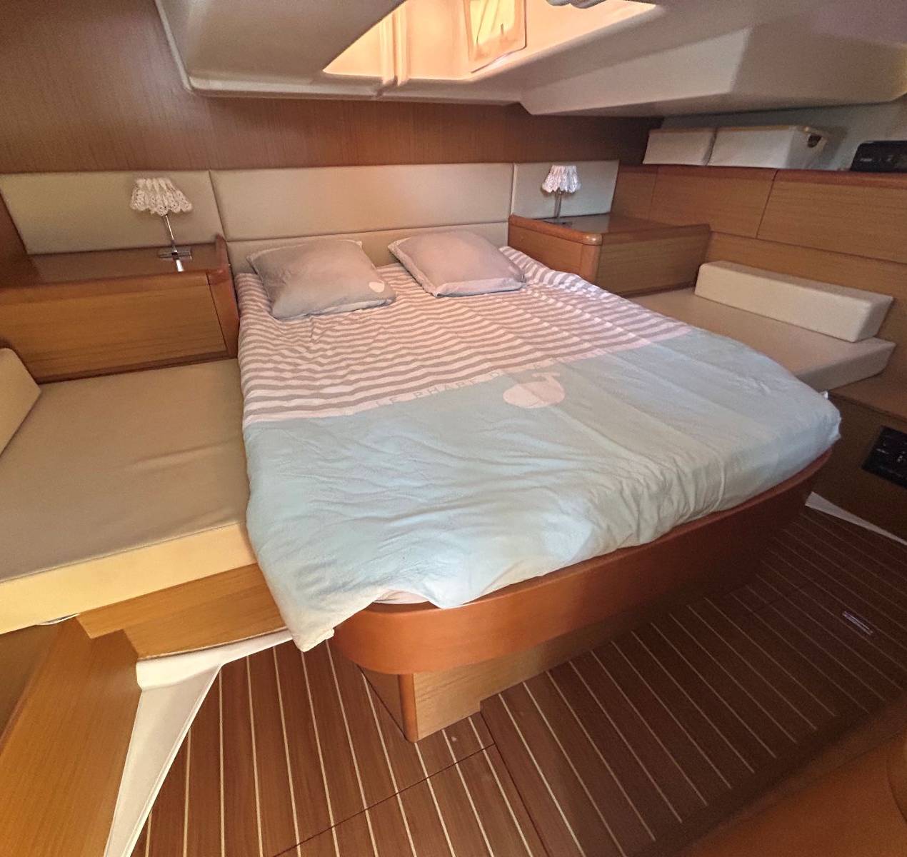 boat image