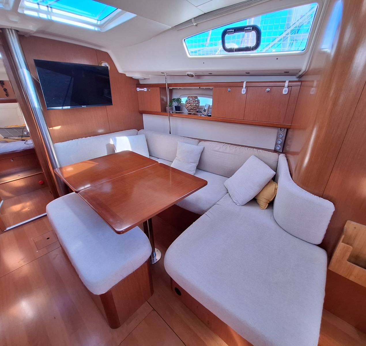 boat image