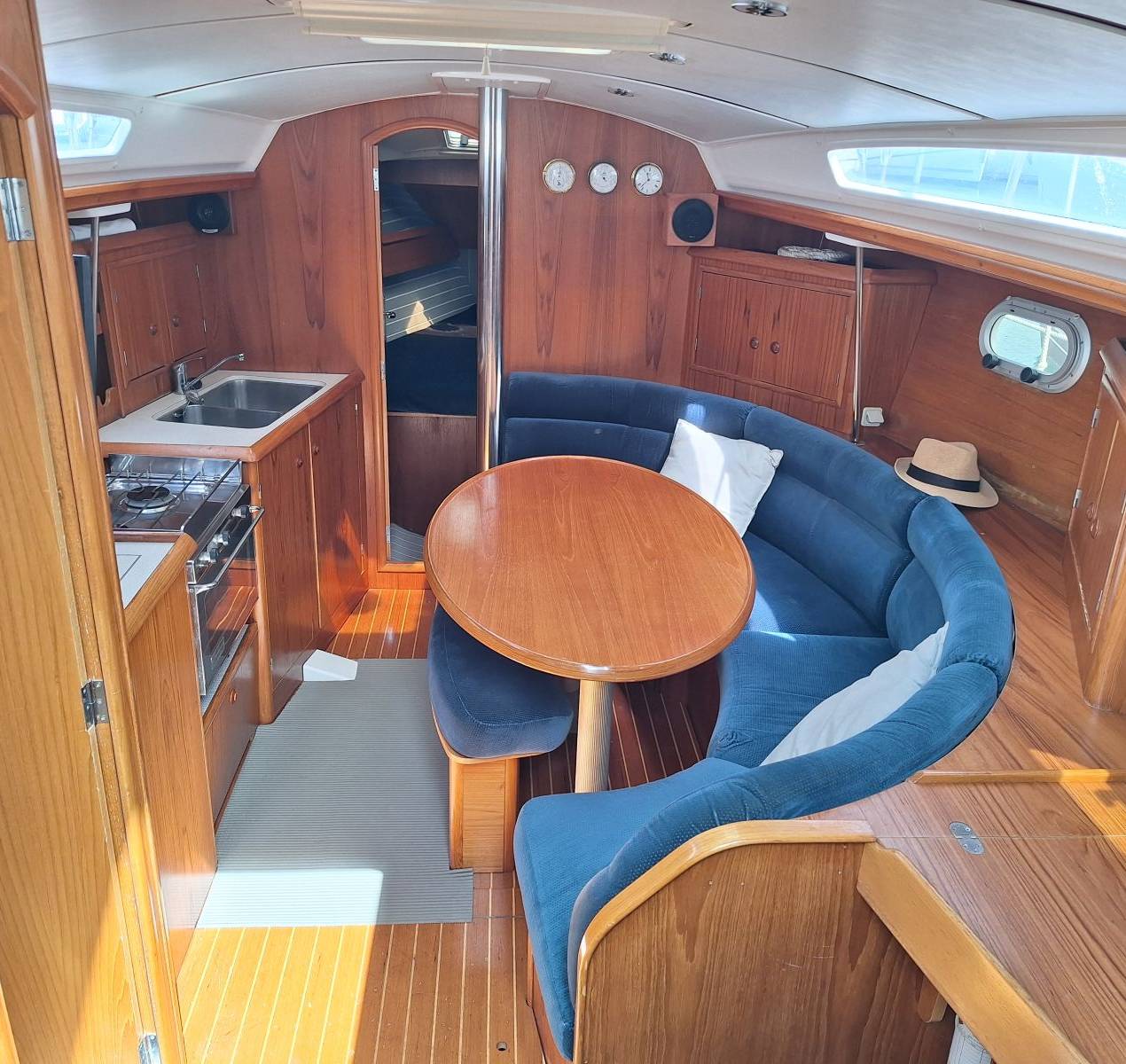boat image