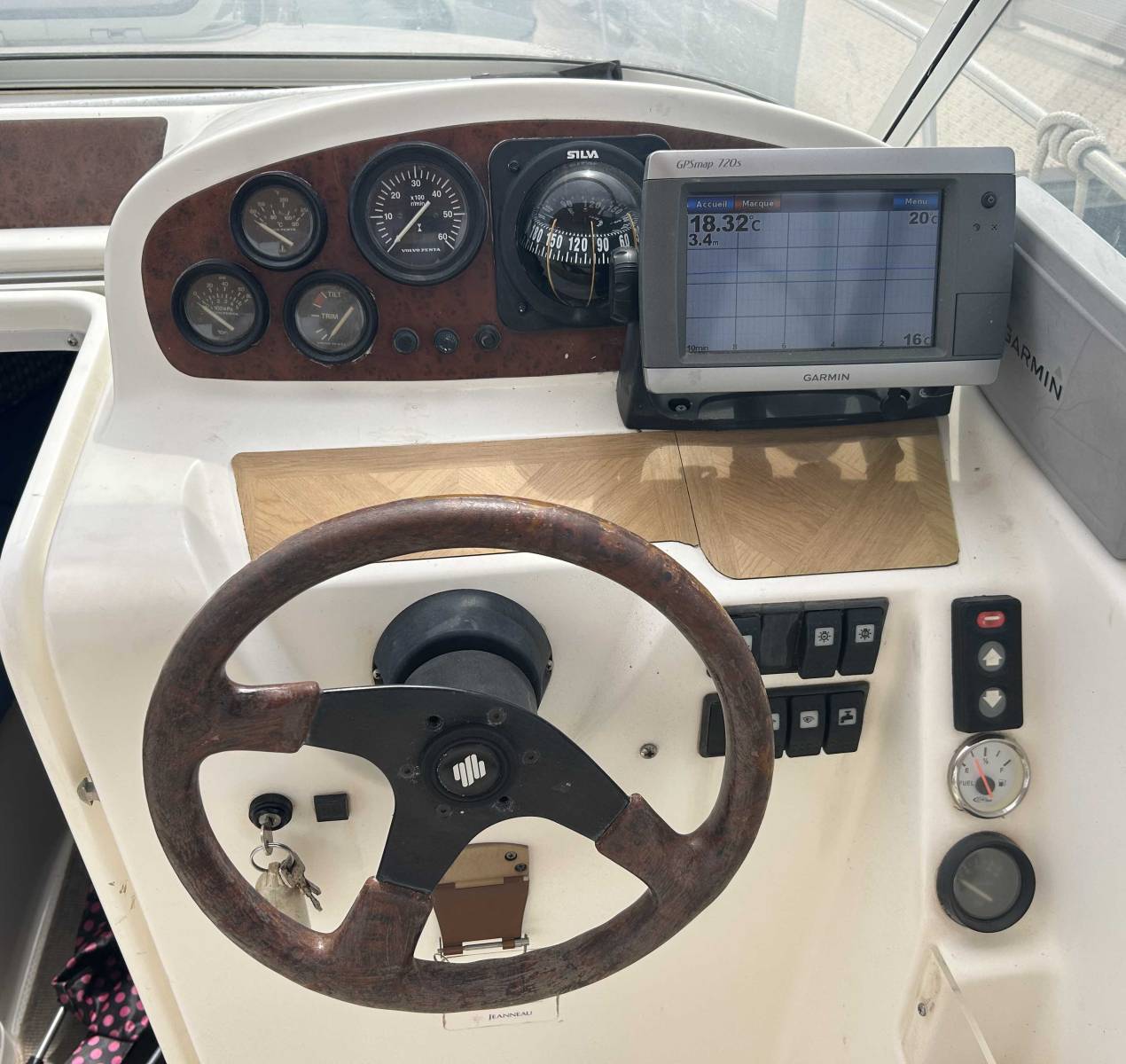 boat image