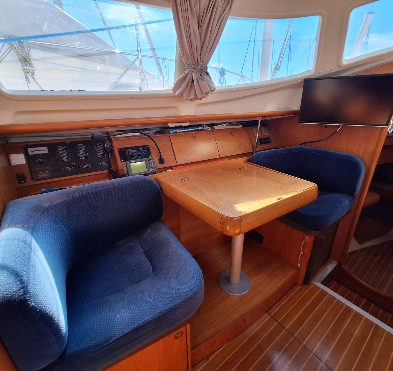 boat image