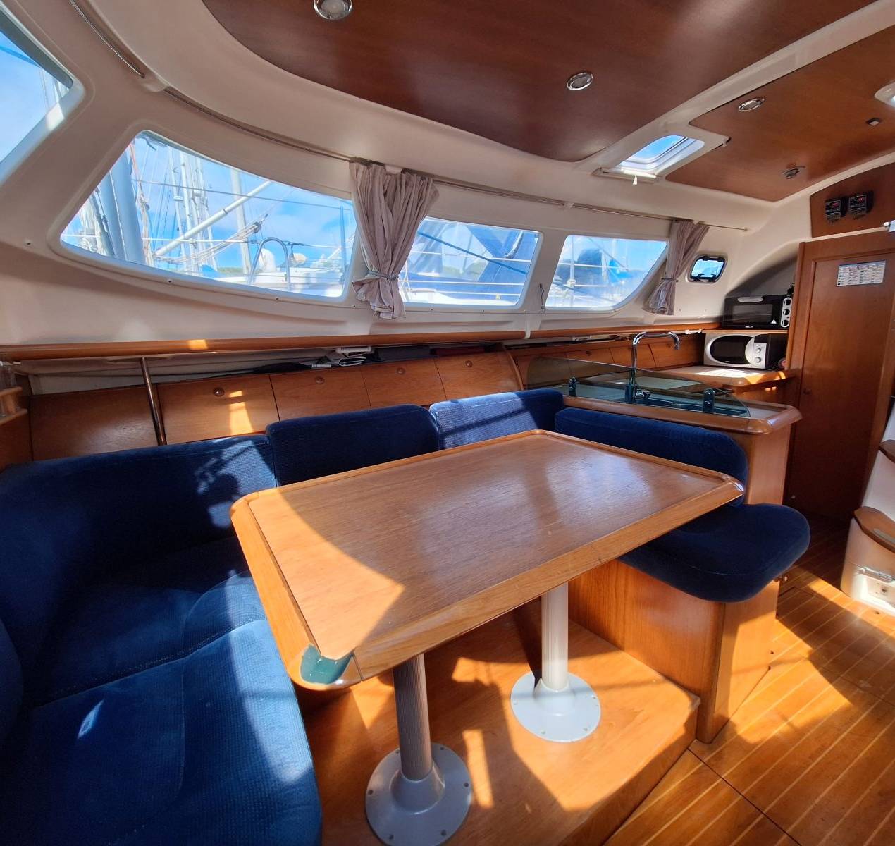 boat image