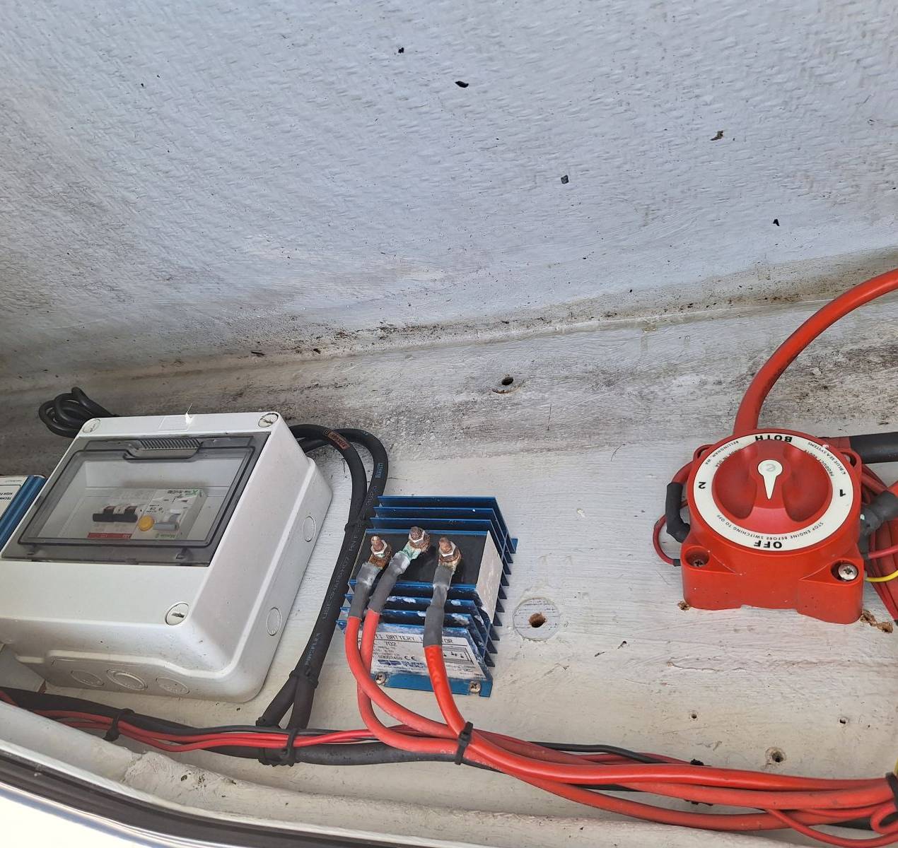 OCQUETEAU - 645 à vendre
